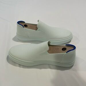 Mint Rothys slip on sneakers size 9 NWOT